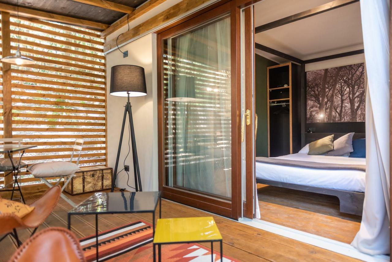 One-Bedroom Bungalow,818099207:JPEG