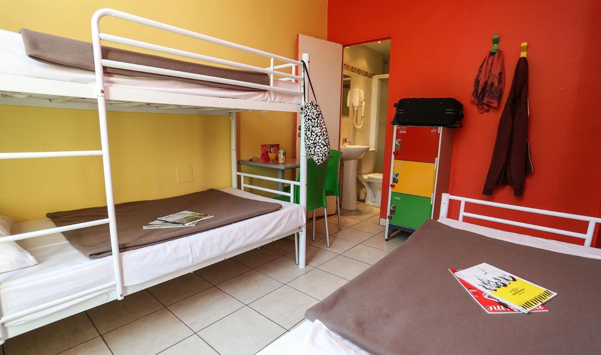 Bett im Frauenschlafsaal mit 4 Betten