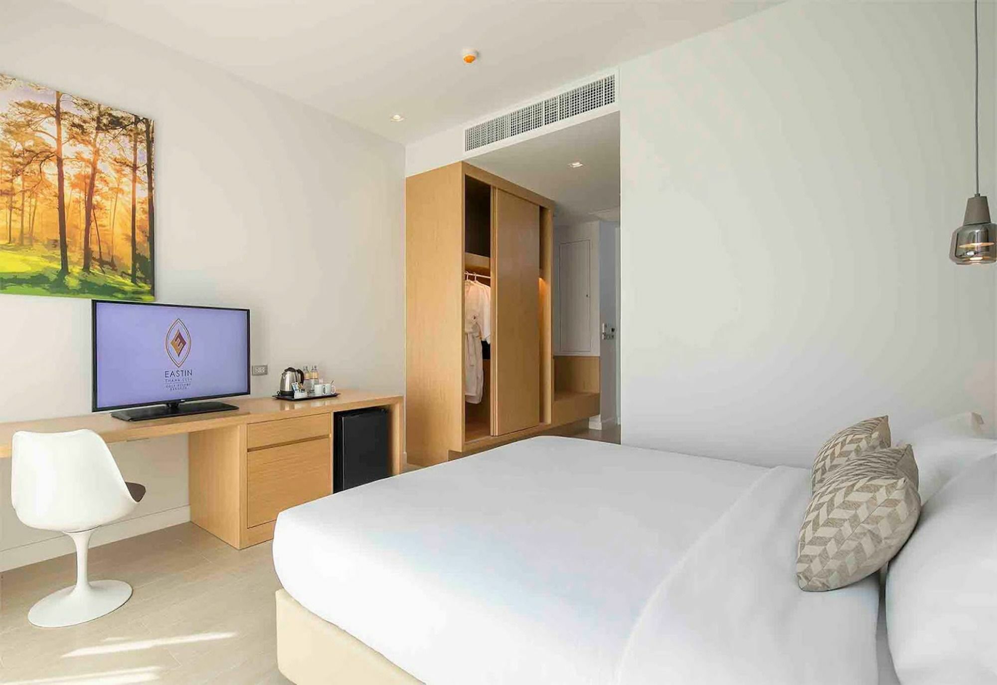 Superior Room – Eco Cleaning Service Every 3 Days