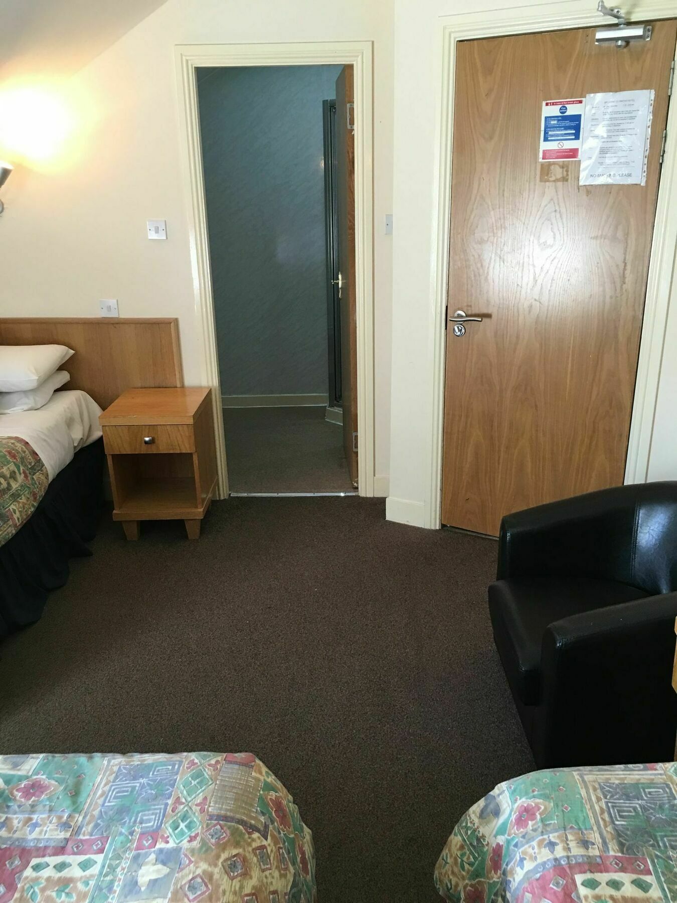 Vierpersoonskamer met Eigen Badkamer