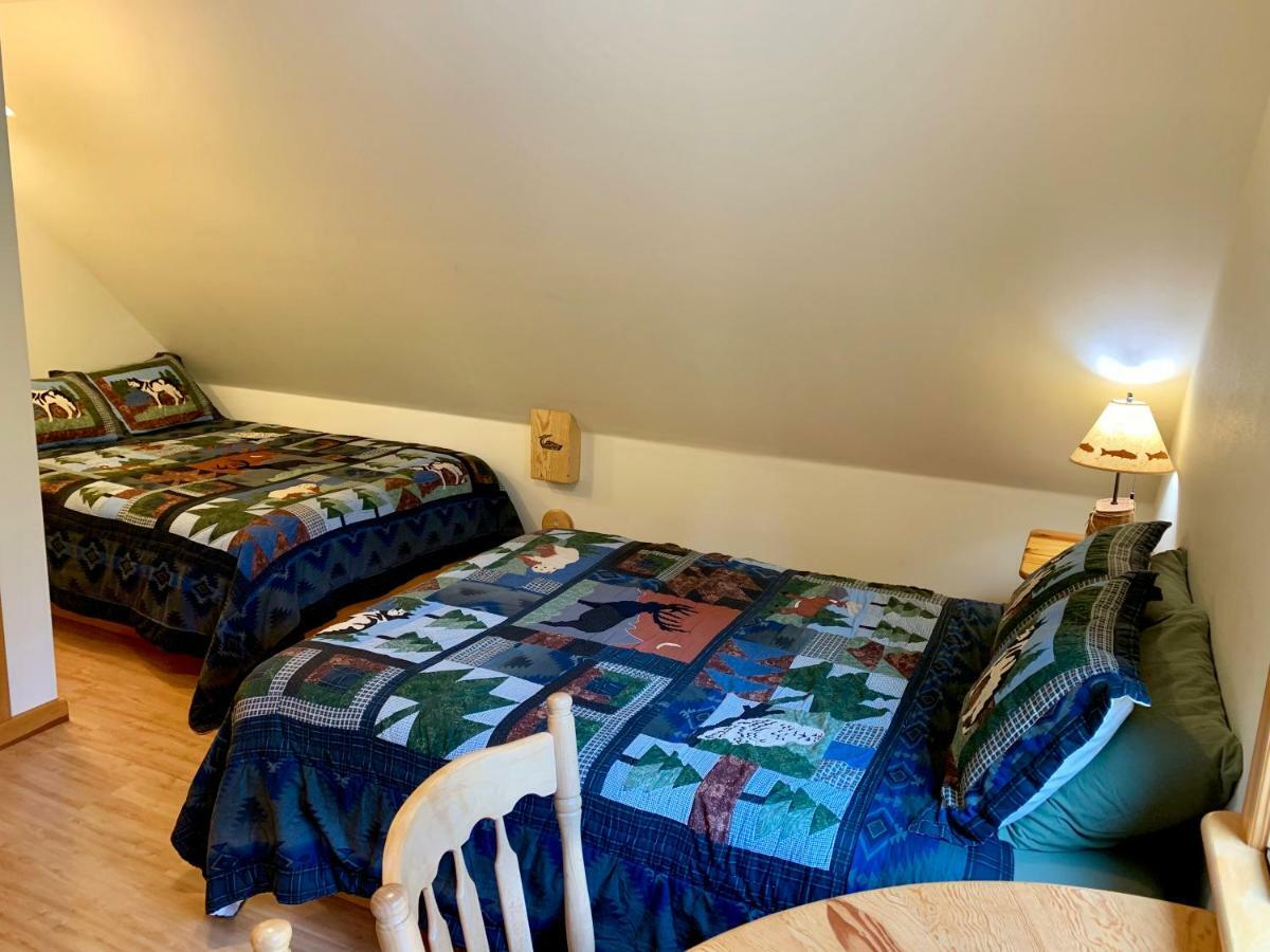 Queen Room with Two Queen Beds