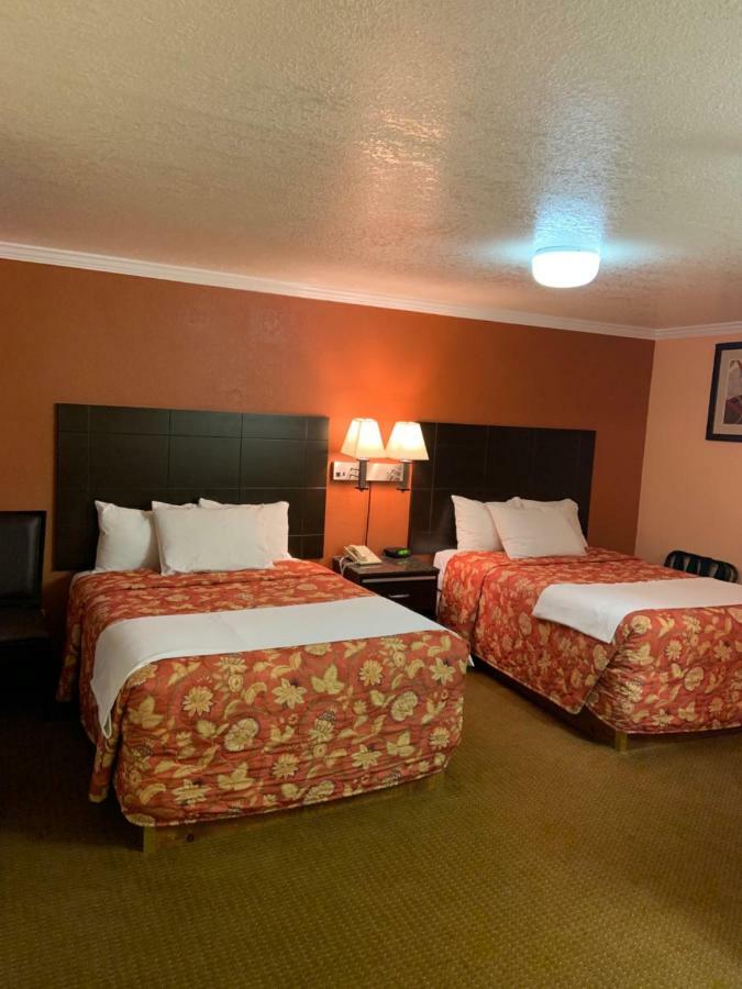 Chambre avec 2 Grands Lits Queen-Size