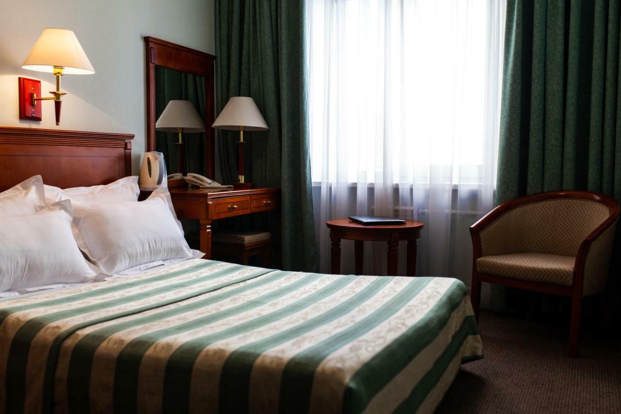 Large Twin Room