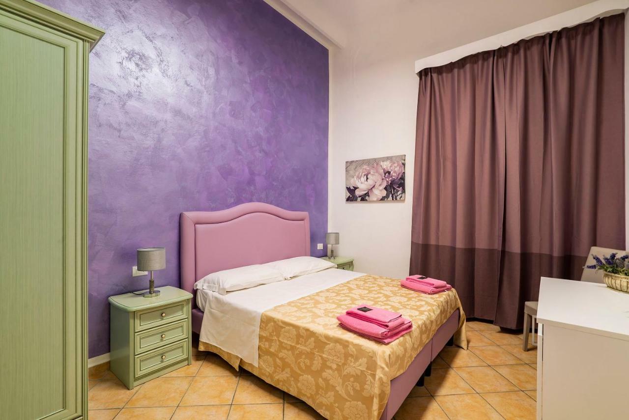 Double Room with Private External Bathroom,830408396:JPEG