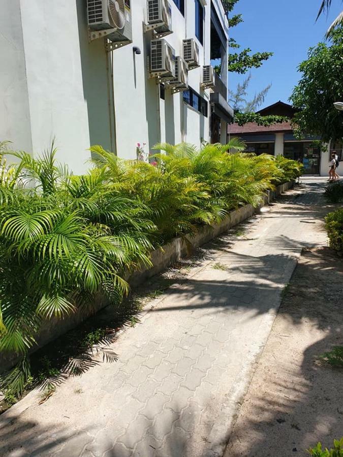 Garden Villa,831356504:JPEG