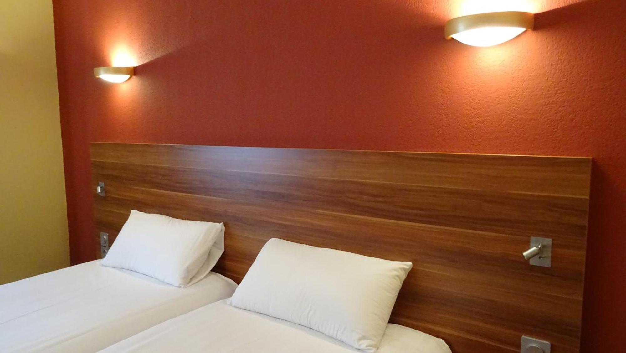 Economy Twin Room