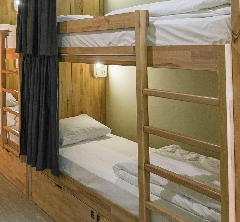 Bed in 10-Bed Mixed Dormitory Room