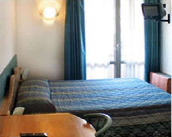 Doppel- oder Zweibettzimmer