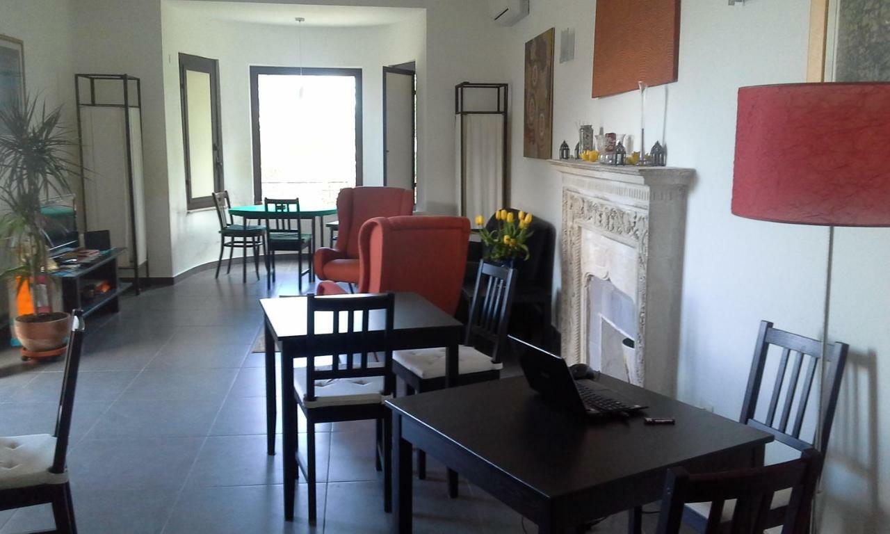 Deluxe Kamer (2 Volwassenen + 1 Kind)