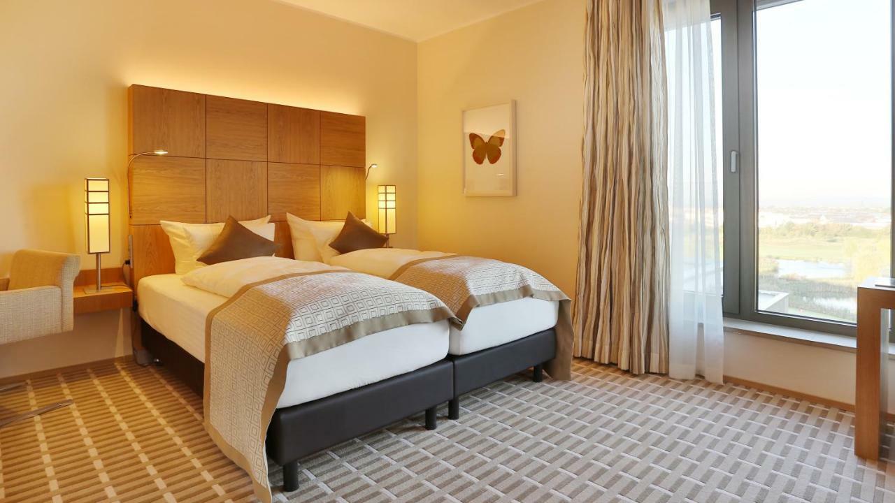 Deluxe Doppelzimmer mit Aussicht auf den Golfplatz