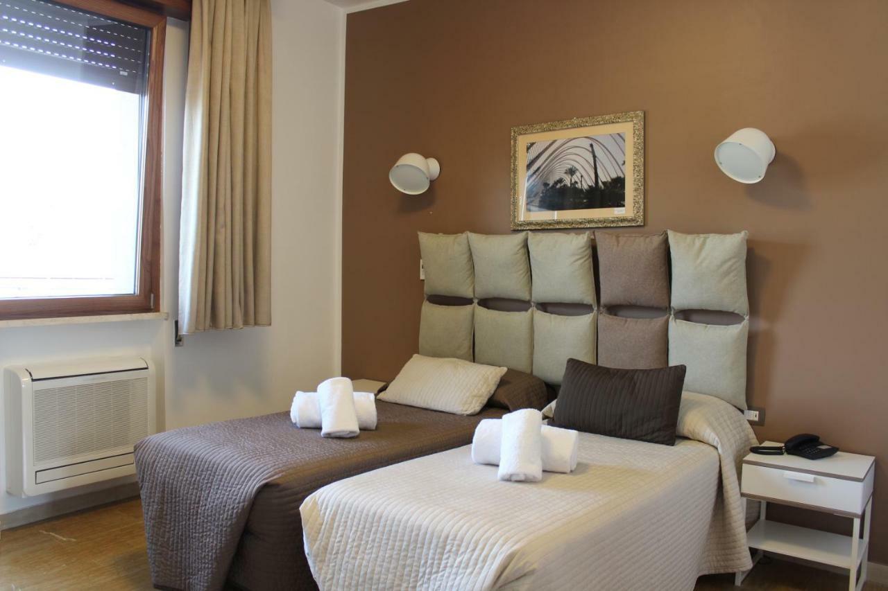Chambre Double ou Lits Jumeaux