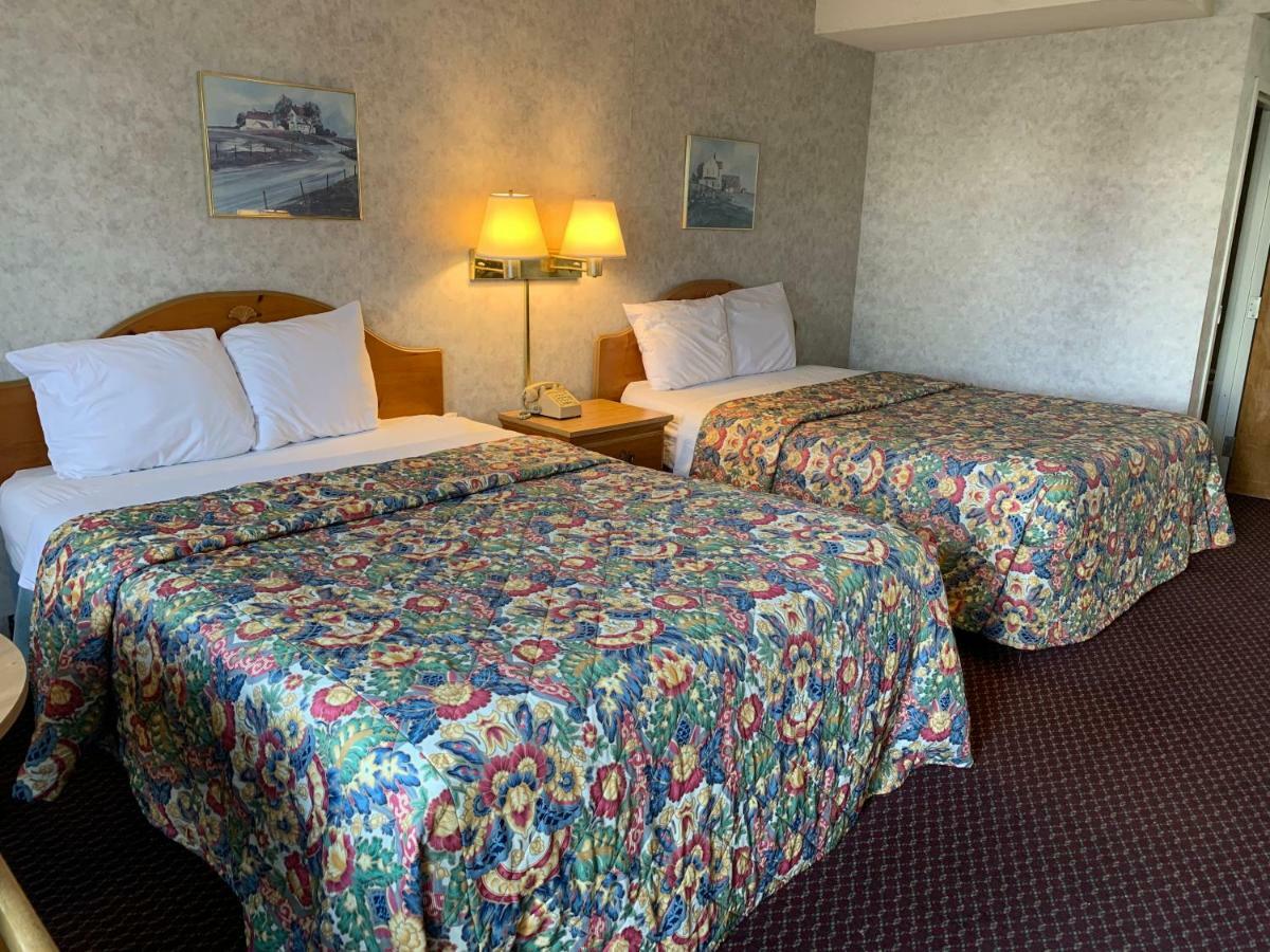 Queen Room with Two Queen Beds