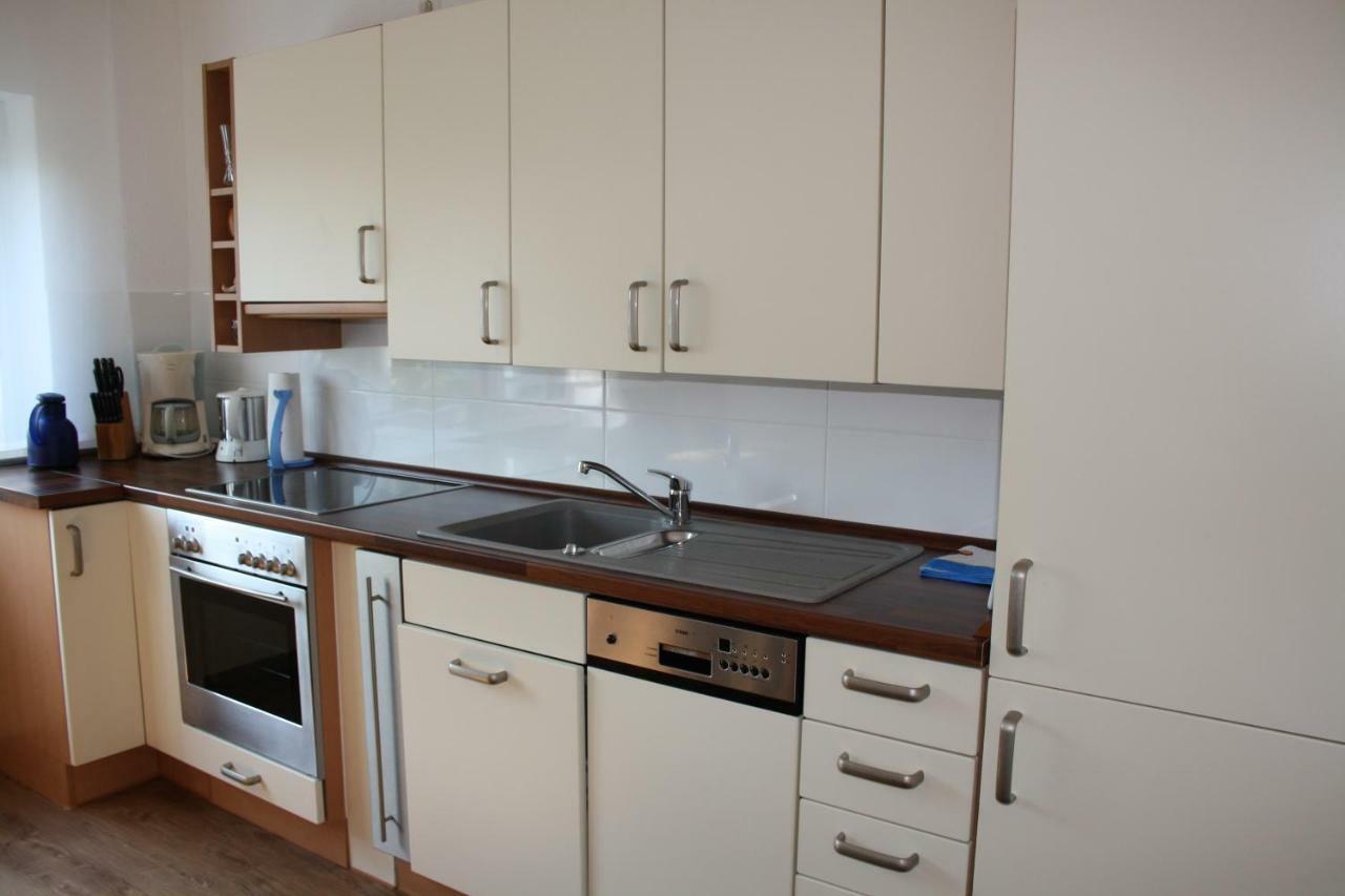Apartment mit Balkon