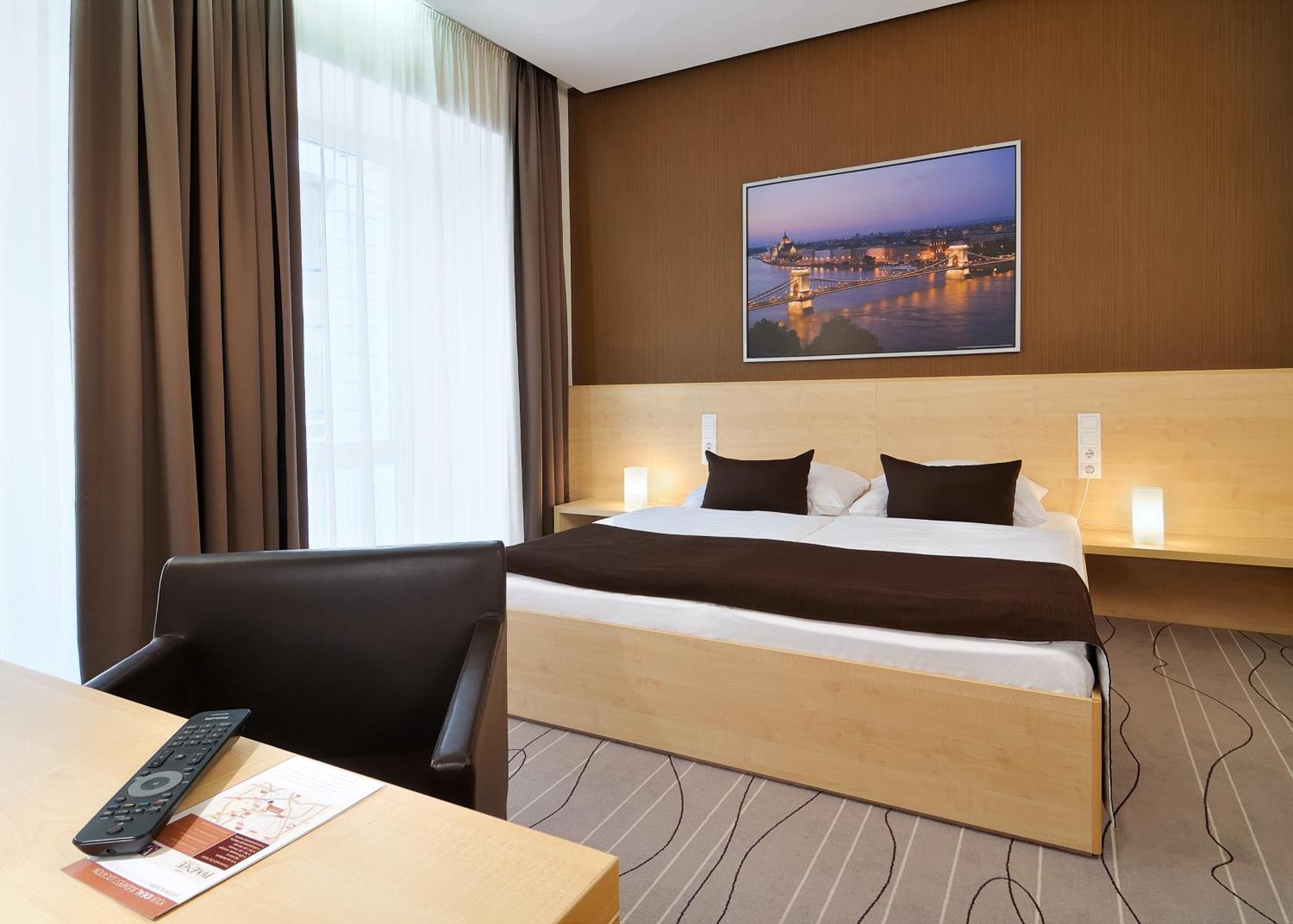 Chambre Double ou Lits Jumeaux