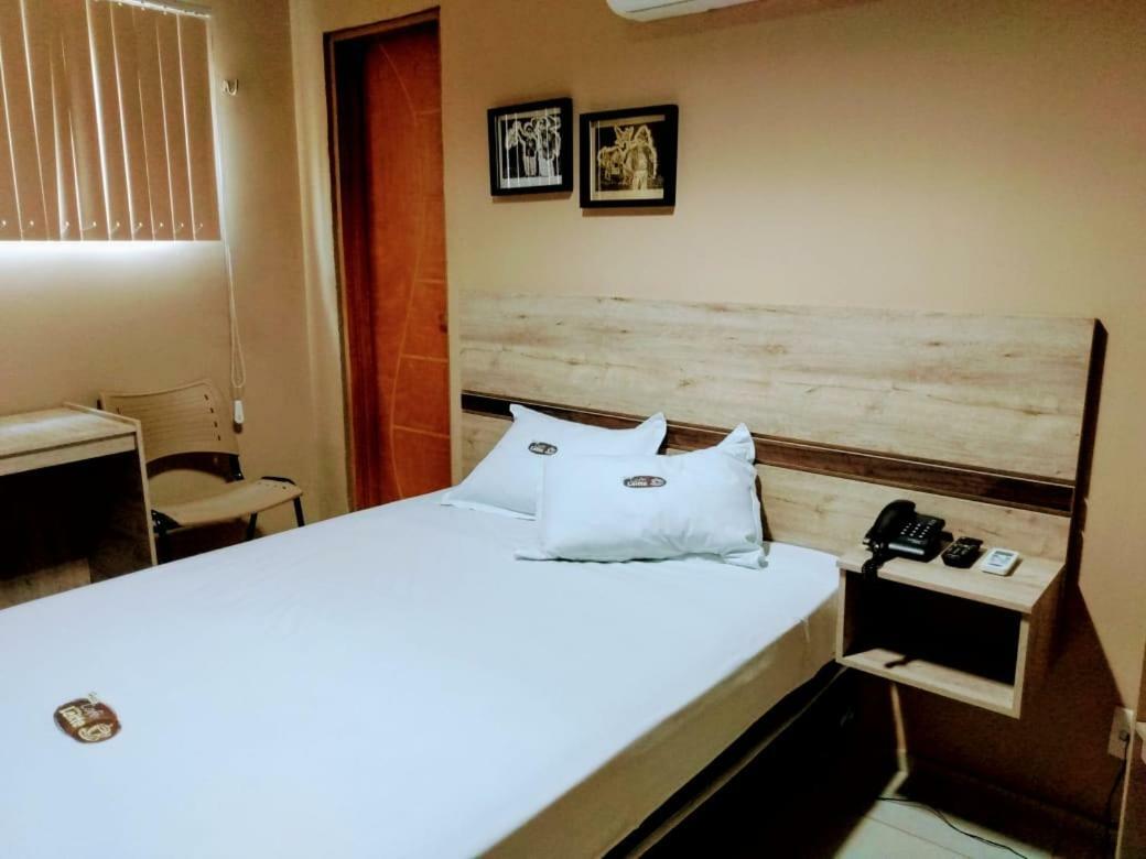 Quarto Standard com Cama de Casal ou 2 de Solteiro
