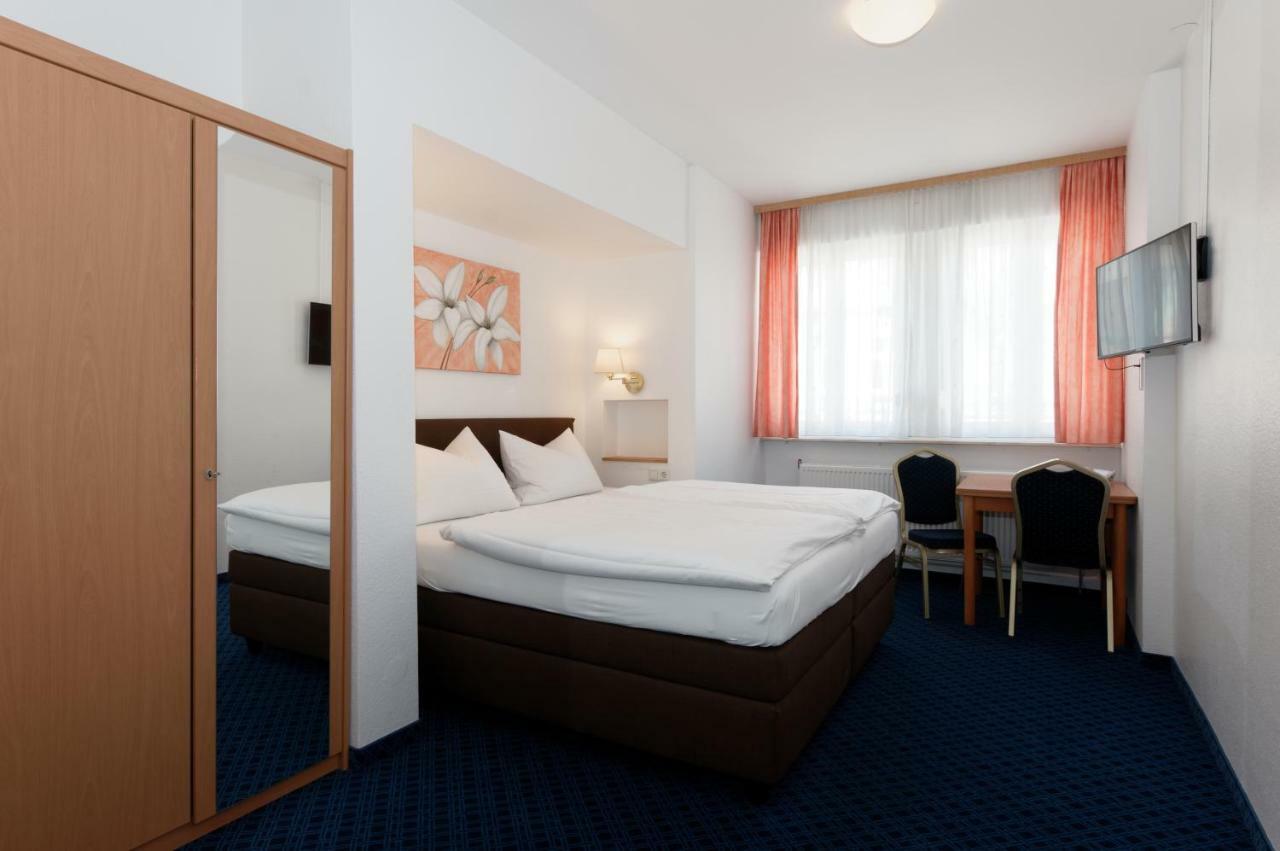 Dreibettzimmer