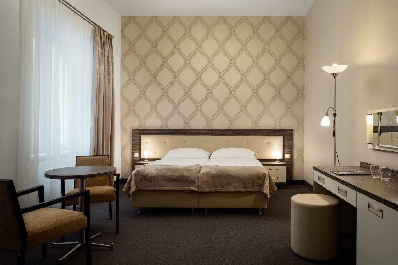 Offre Spéciale - Chambre Double ou Lits Jumeaux avec Forfait Bien-être