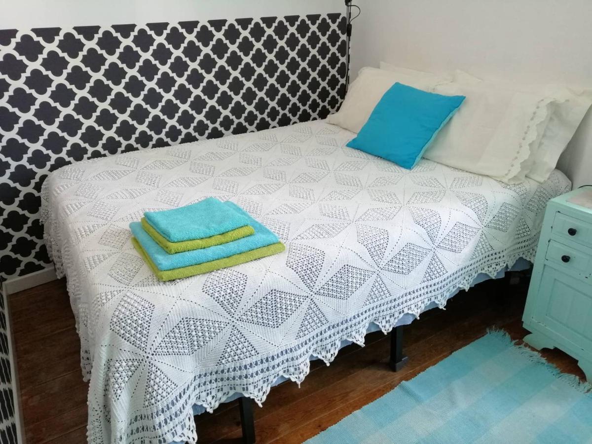 Quarto Individual com Casa de Banho Privativa