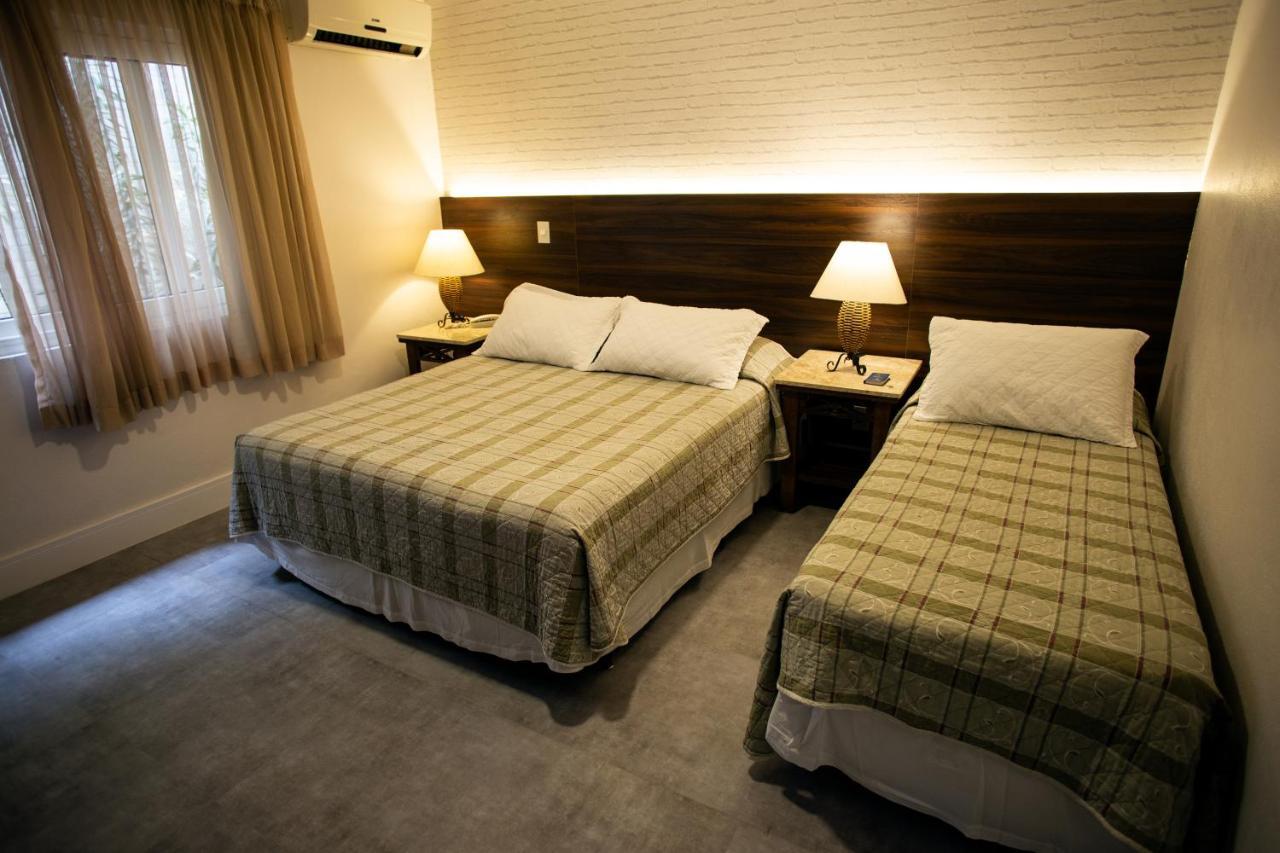 Quarto Triplo Clássico