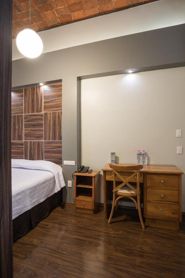 Standard King Room