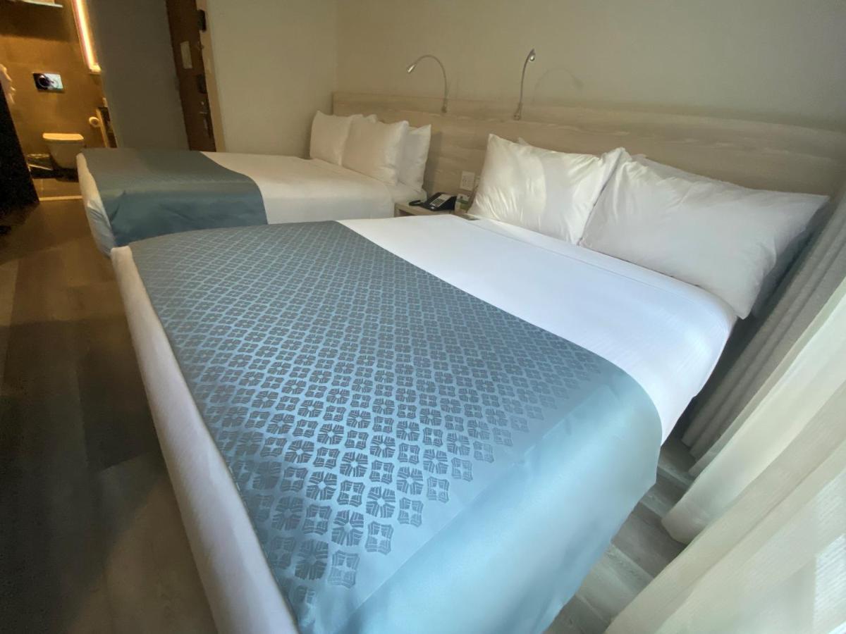 Chambre Double avec Vue - 2 Lits Doubles - Non-Fumeurs