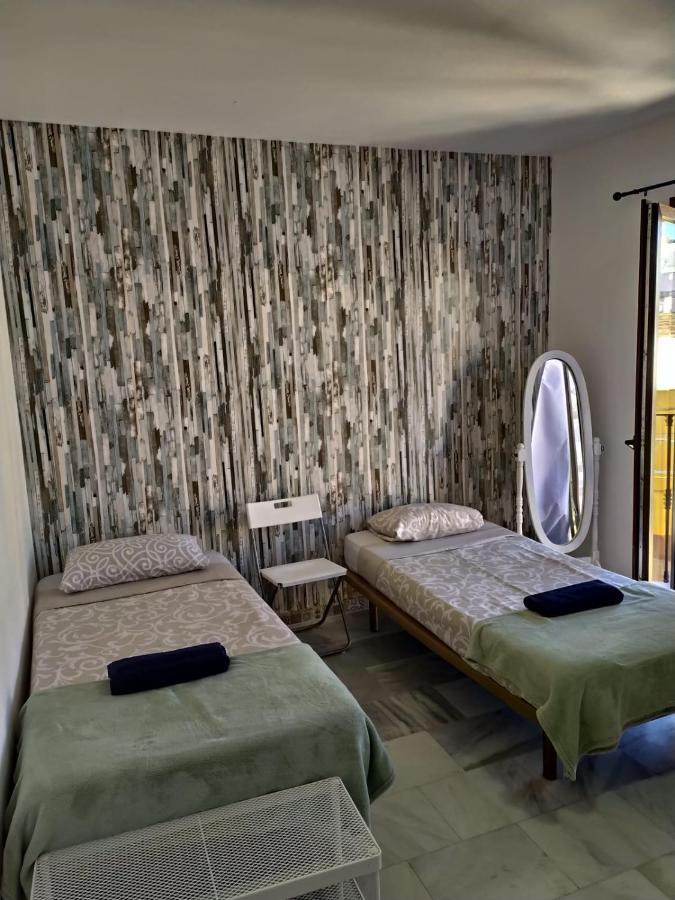 Tweepersoonskamer met 1 of 2 Bedden en Gedeelde Badkamer