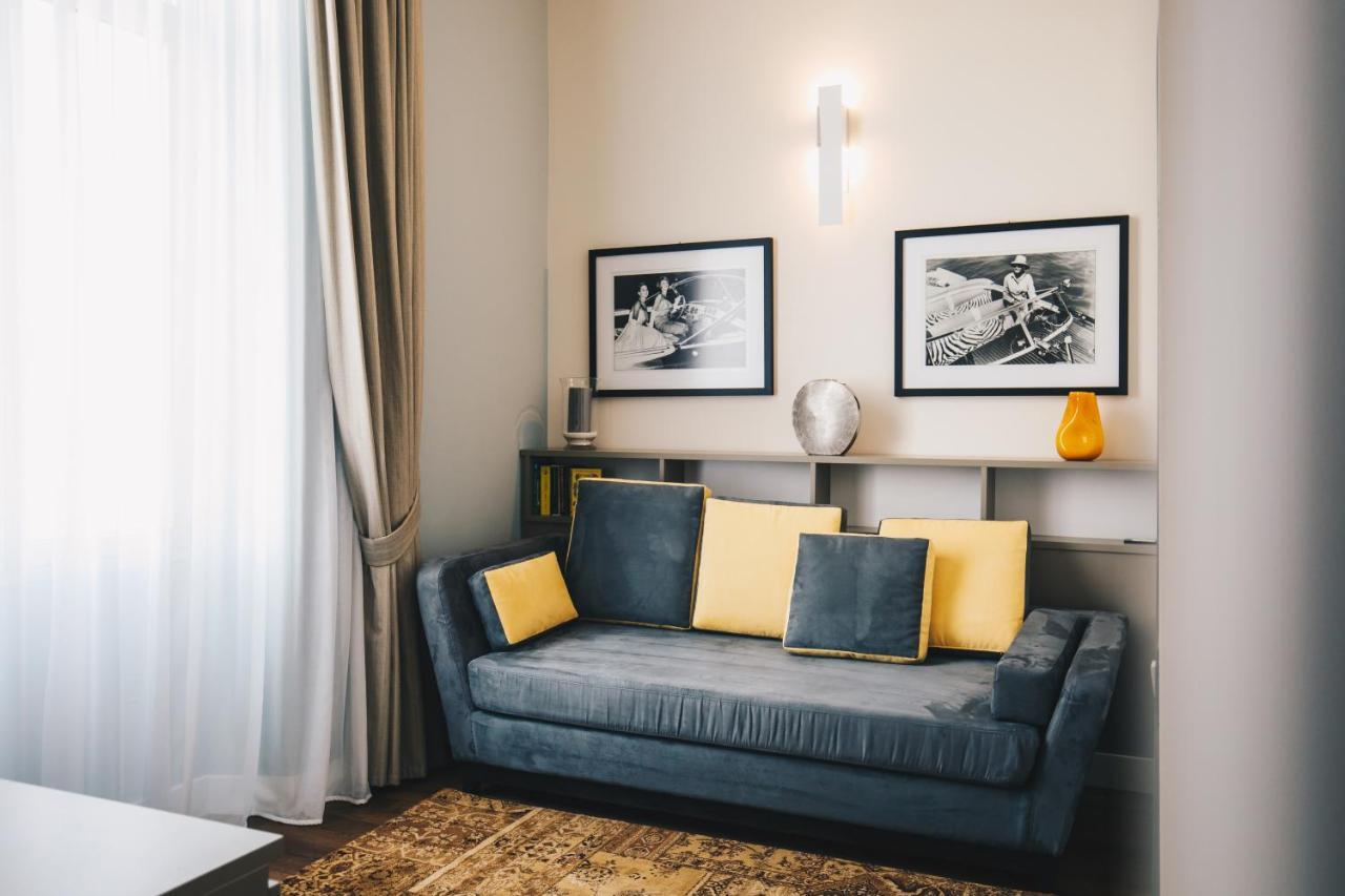 Lake Junior Suite