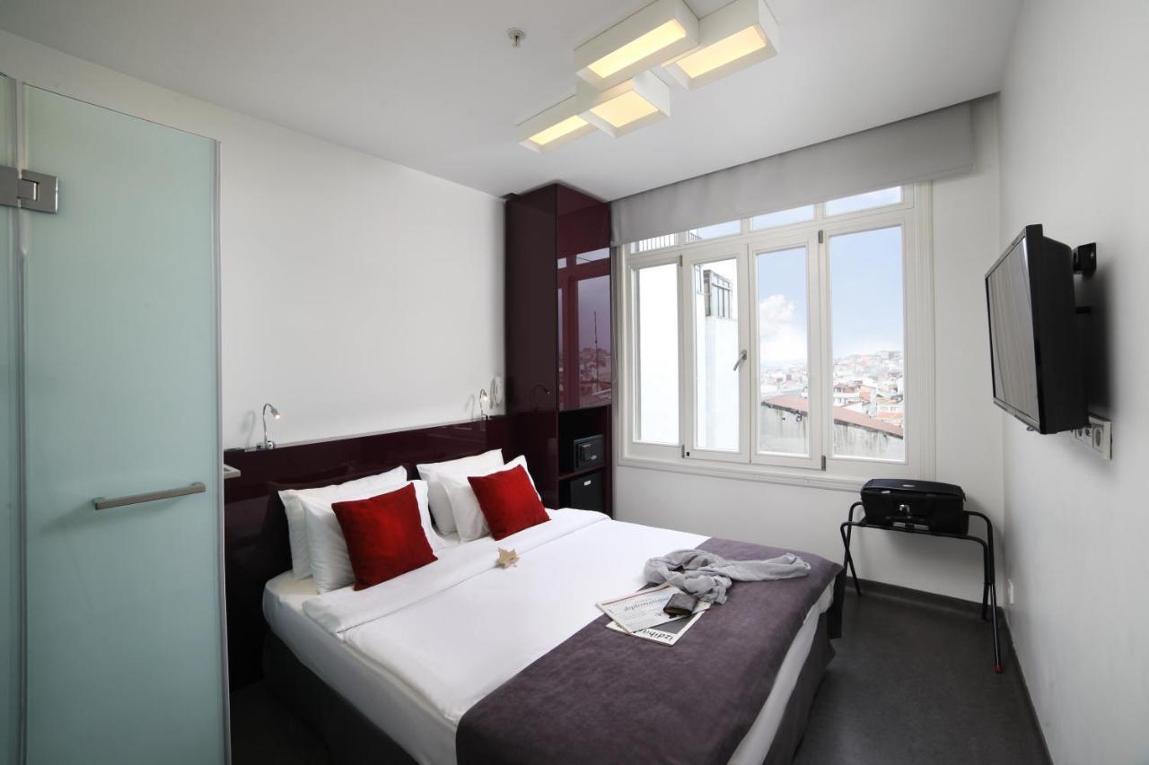 Standard Doppelzimmer mit eigenem Bad und Gemeinschafts-WC