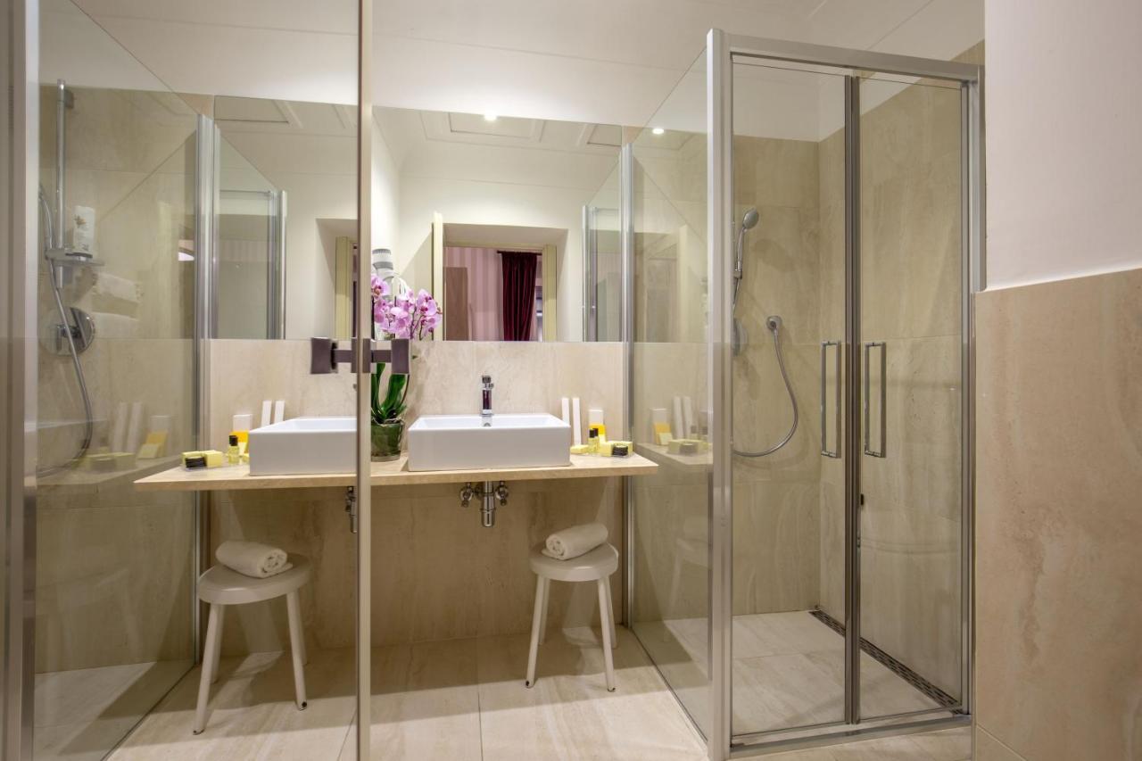 Chambre Deluxe Double ou Lits Jumeaux
