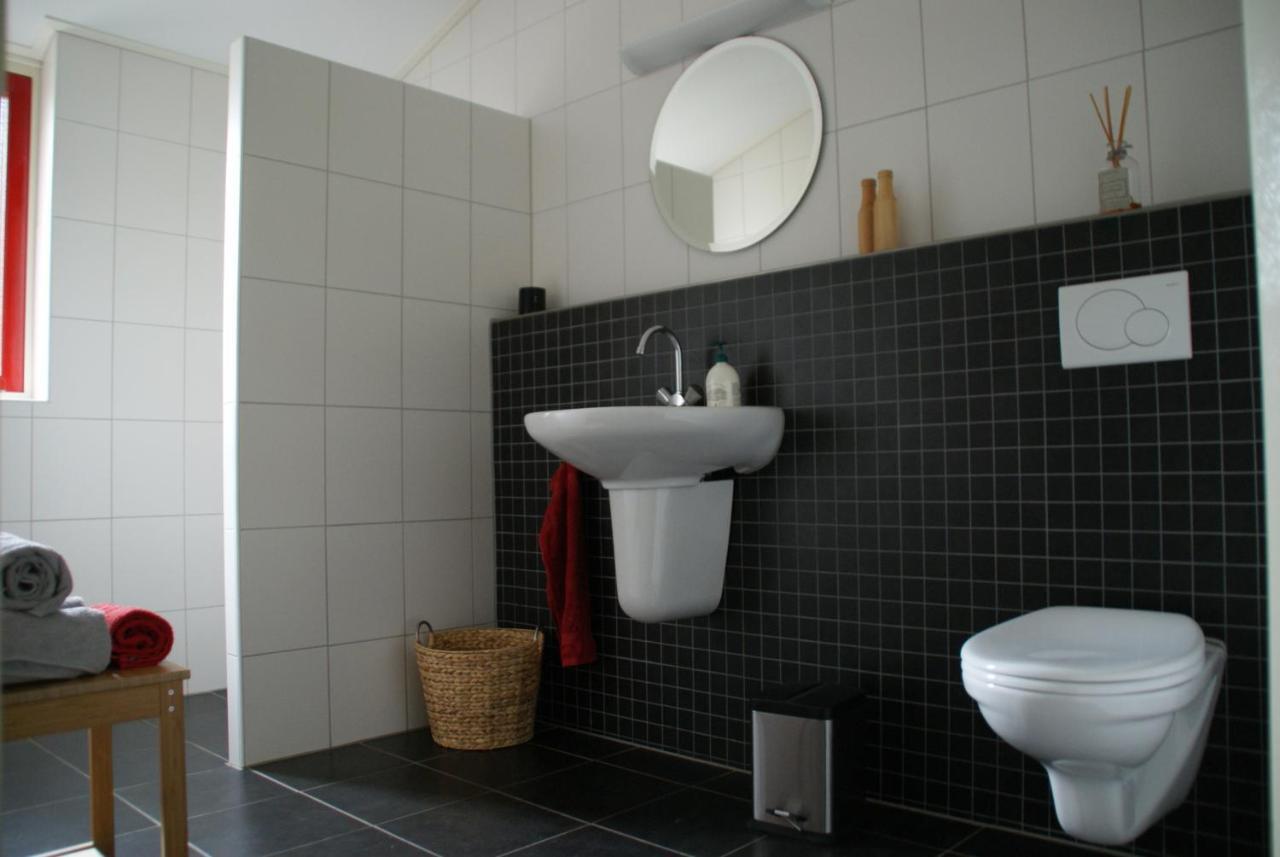 Apartment with Terrace,943525837:JPEG