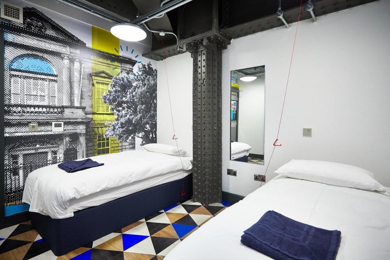Chambre Lits Jumeaux avec Salle de Bains