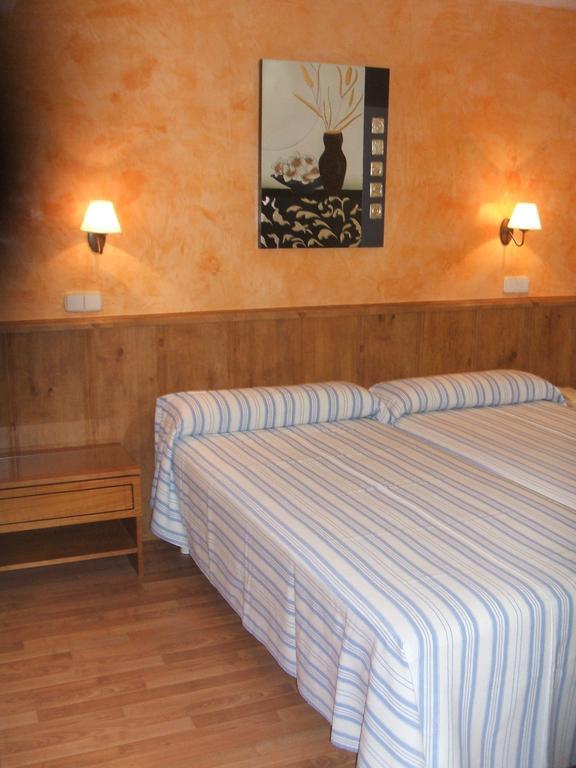 Superior Room,1553524462:JPEG