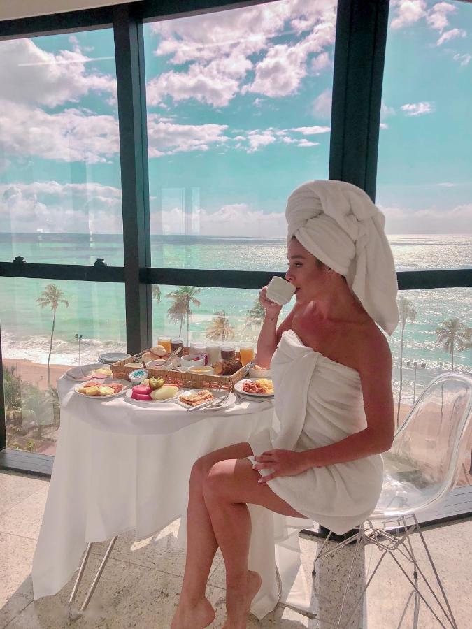 Quarto Excellence com Vista Mar