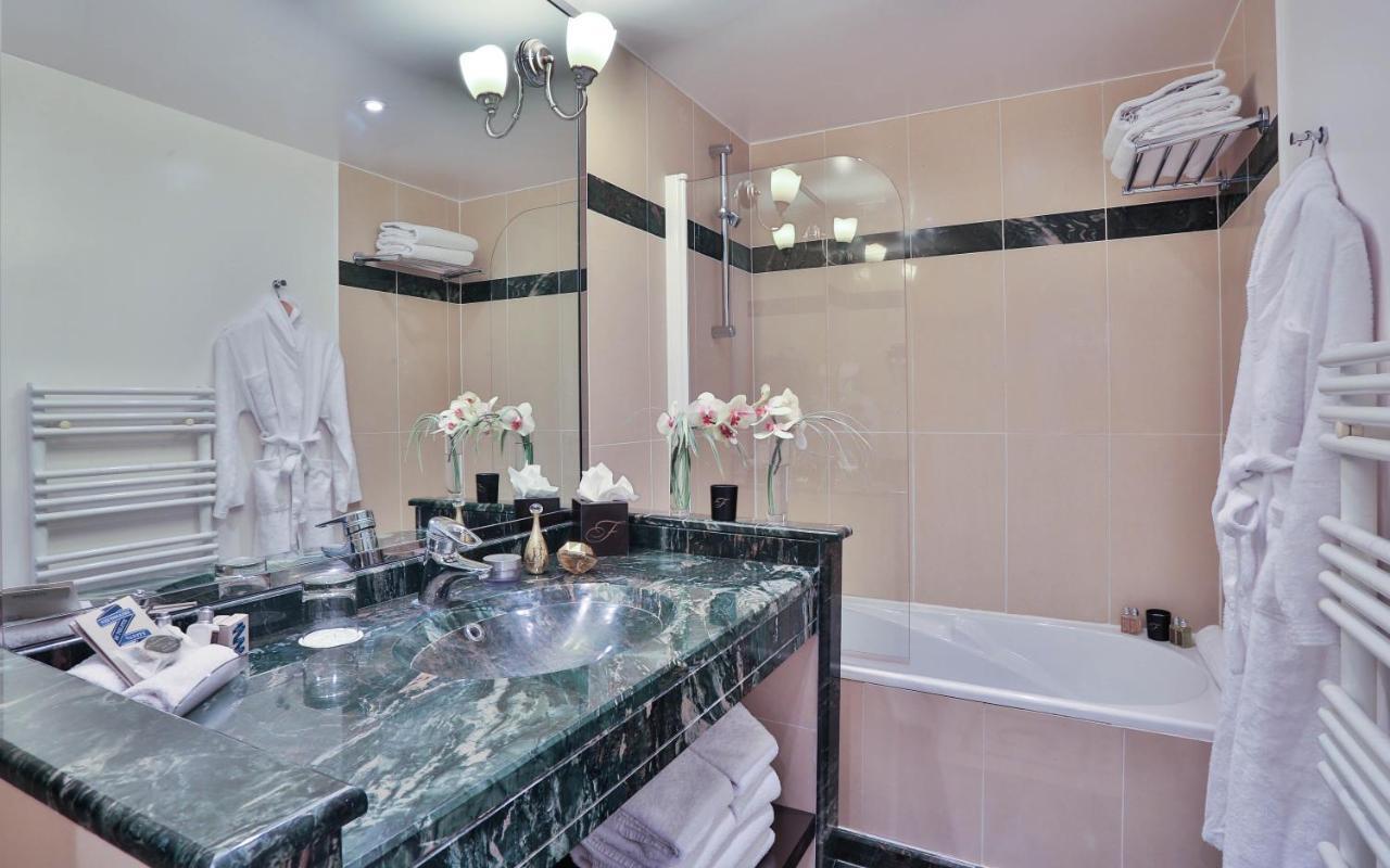 Suíte Deluxe de 1 Quarto com Vista da Varanda Térrea