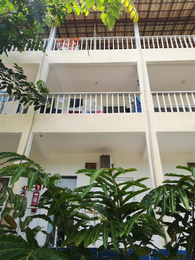 Quarto Duplo com Vista da Piscina