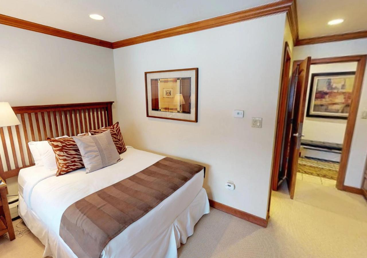 Three-Bedroom Apartment,967802032:JPEG