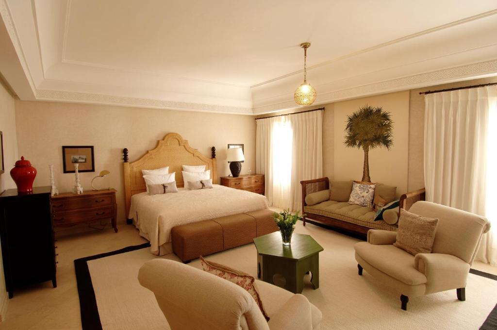 Executive Junior Suite mit Kamin und Loggia