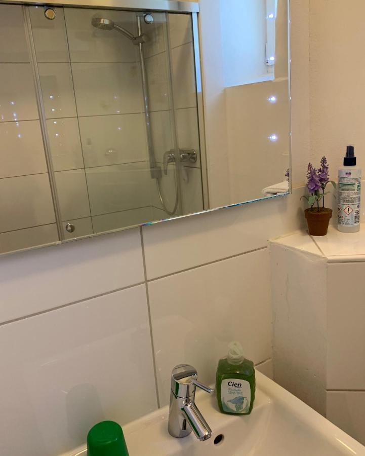 Two-Bedroom Apartment,998966220:JPEG
