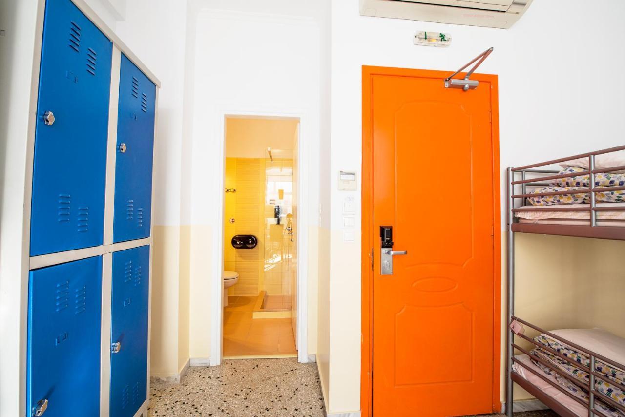 Lit dans Dortoir pour Femmes de 4 Lits avec Salle de Bains Privative