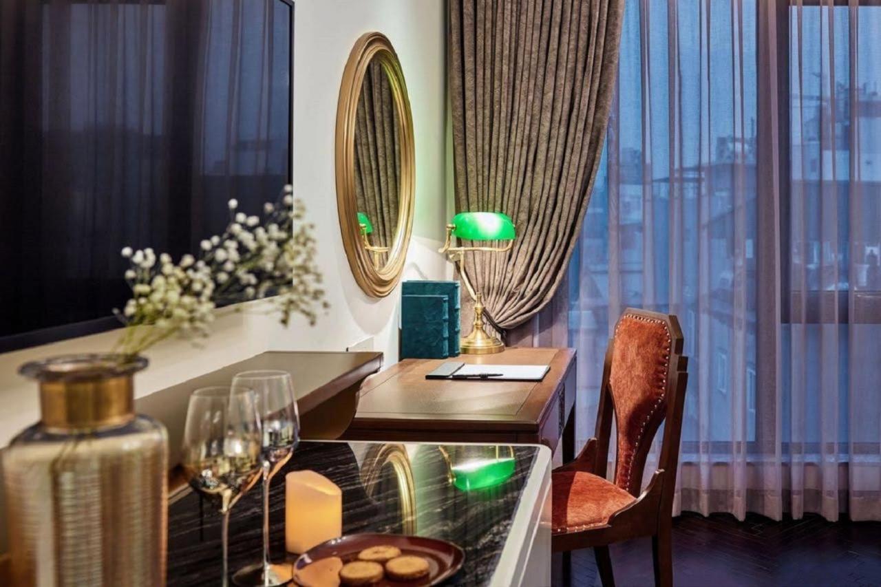 Luxe Suite