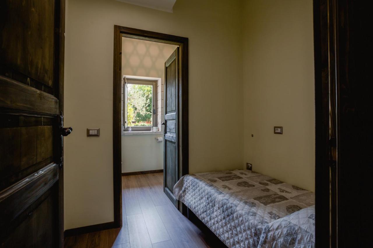 Superior Triple Room,979209796:JPEG