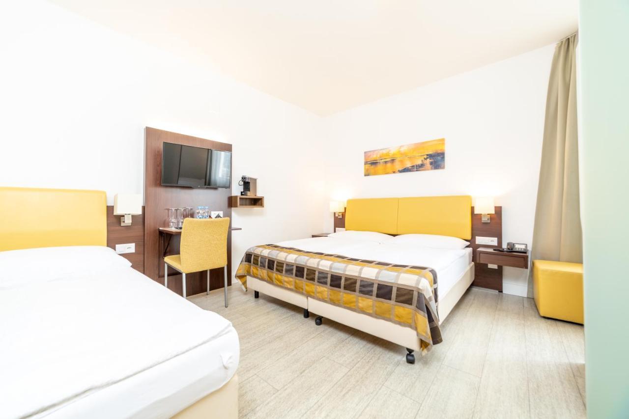 Chambre Triple Moderne