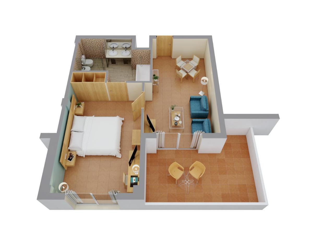 Senior Suite (3 Volwassenen + 1 Kind)