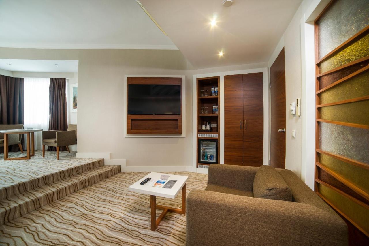 Suite met Balkon en Uitzicht op Zee - Rookvrij