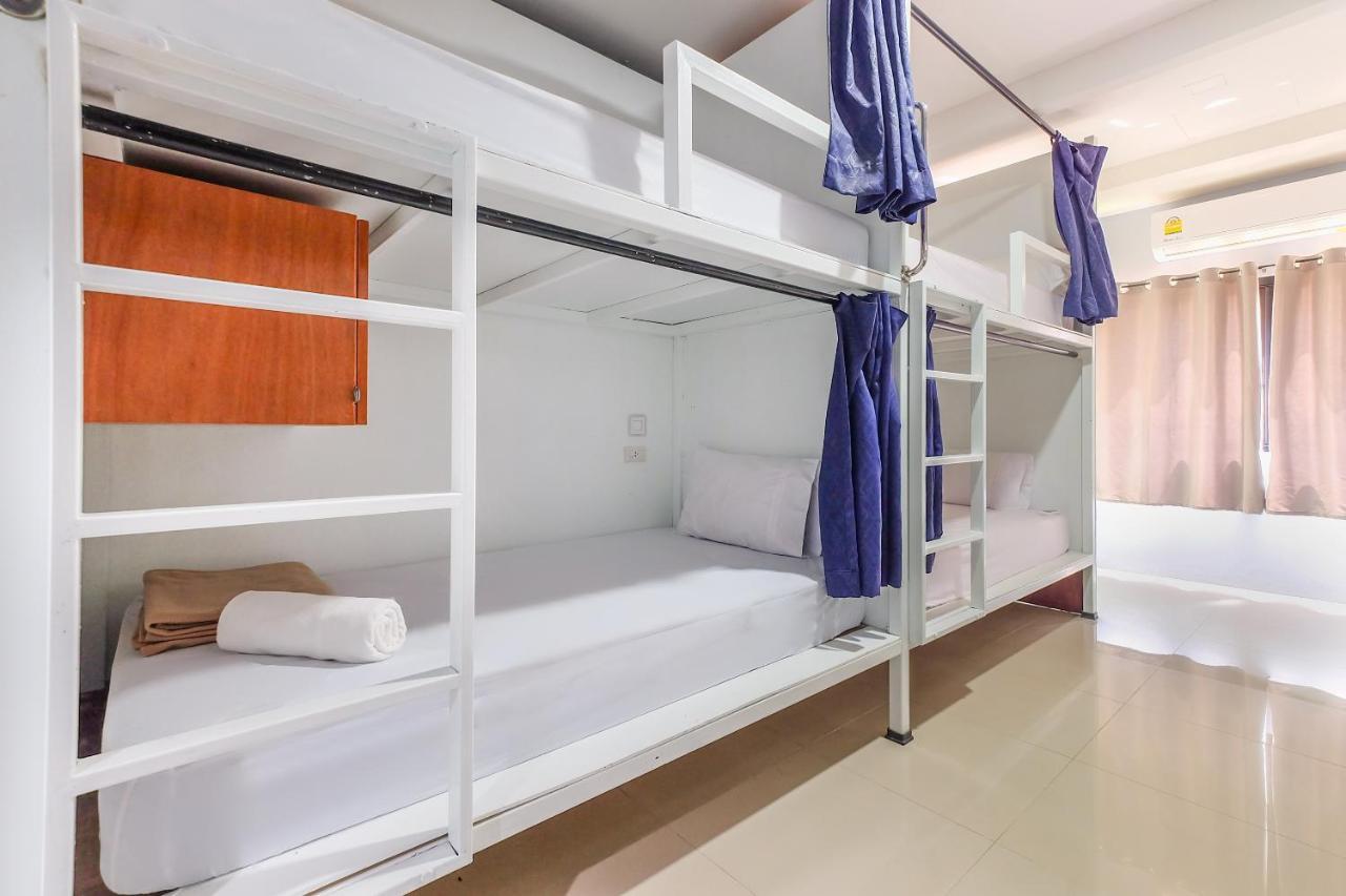 Bed in 6-Bed Mixed Dormitory Room