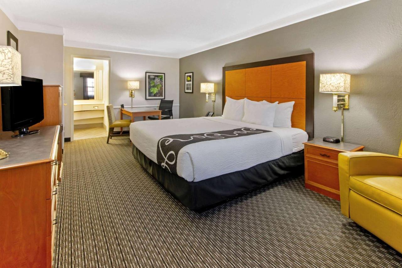 Deluxe Zimmer mit Kingsize-Bett