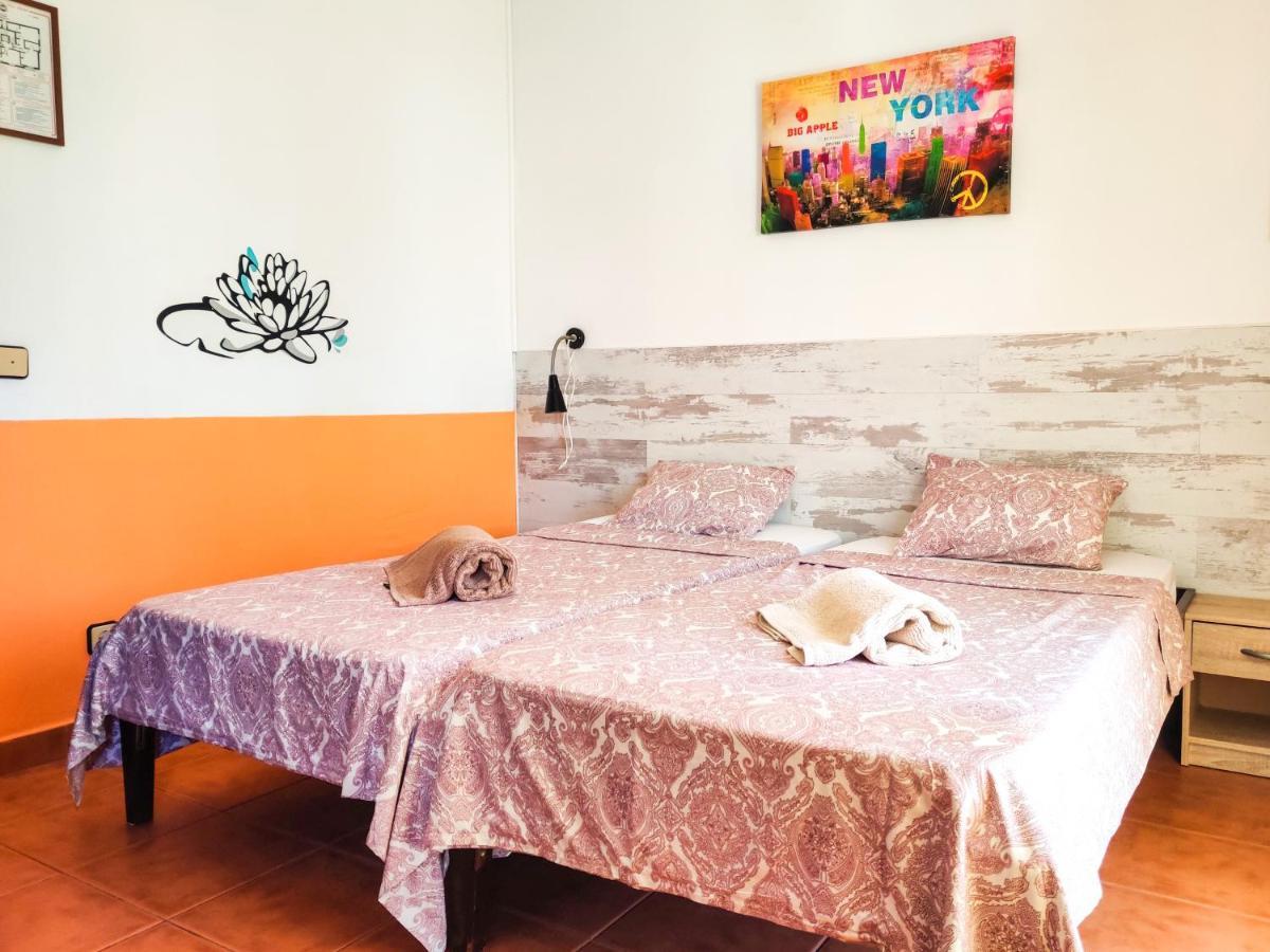 Quarto Twin com Casa de Banho Privativa