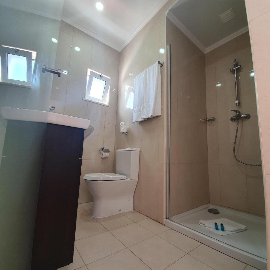Double or Twin Room,995086312:JPEG
