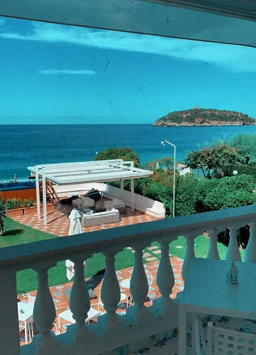 Villa Pietra Rossa-1
