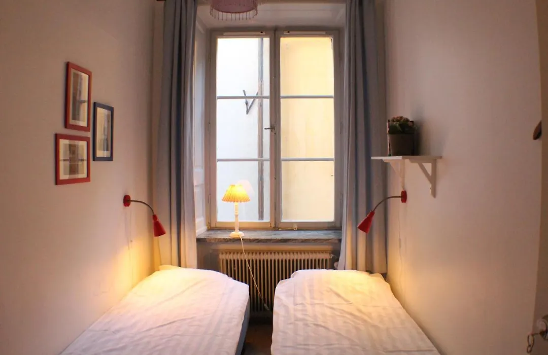 Castanea Old Town Hostel-1